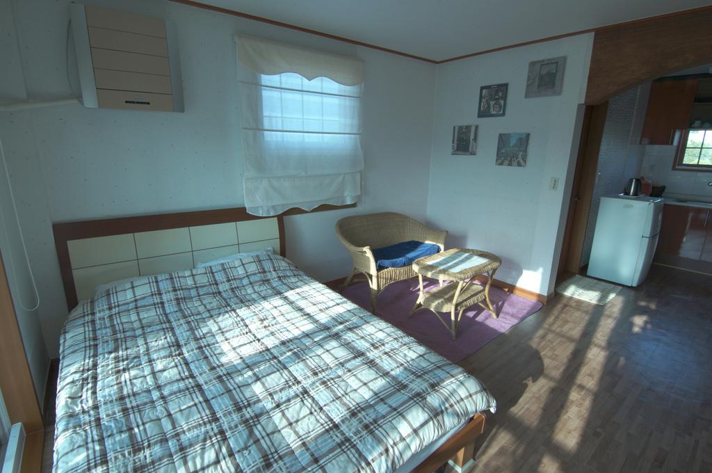 Yerae Pension Seogwipo Chambre photo